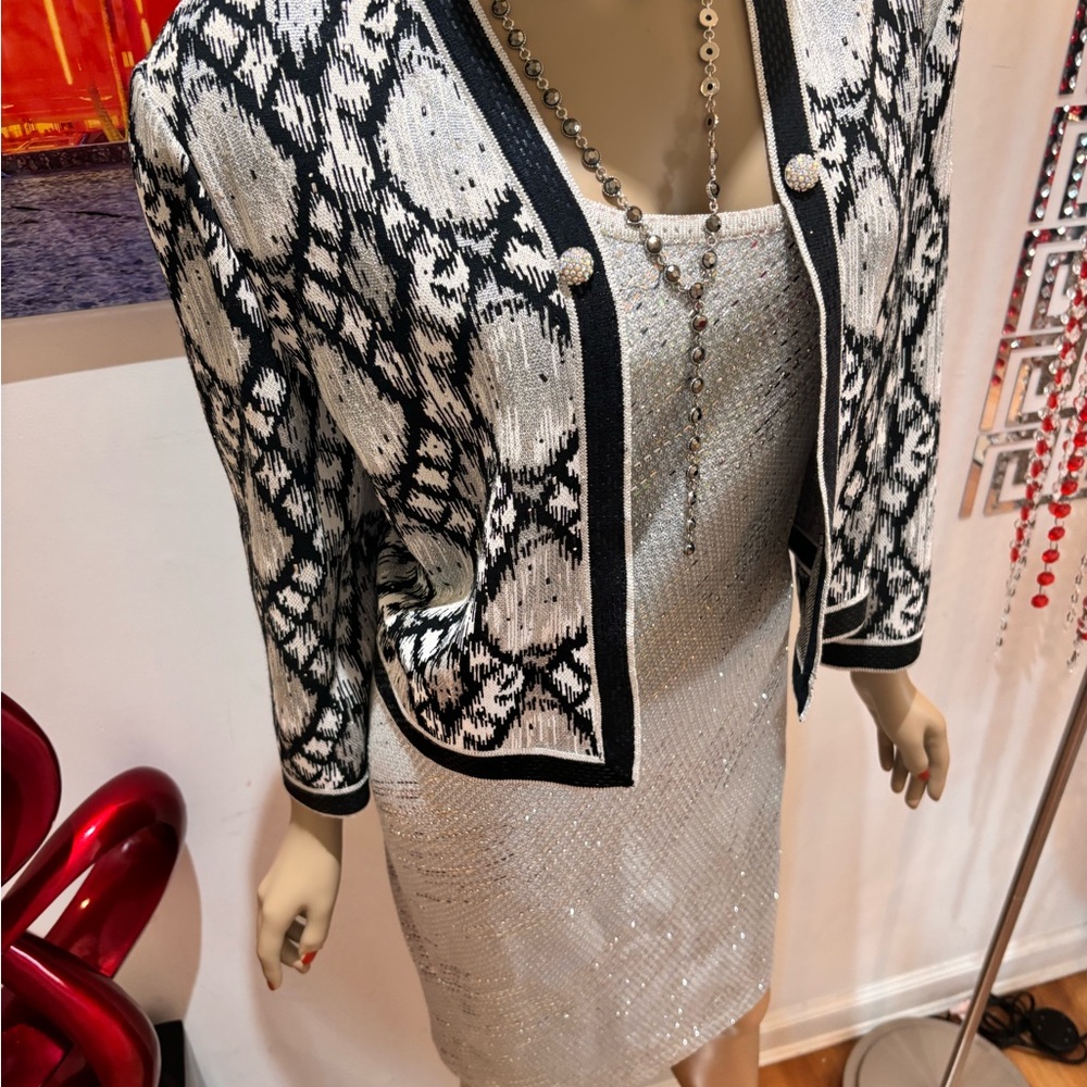 St. John Evening paillettes sequins embellished 10 M Jacket Beaded Silver Dress